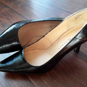 Karen Scott Black Shoes